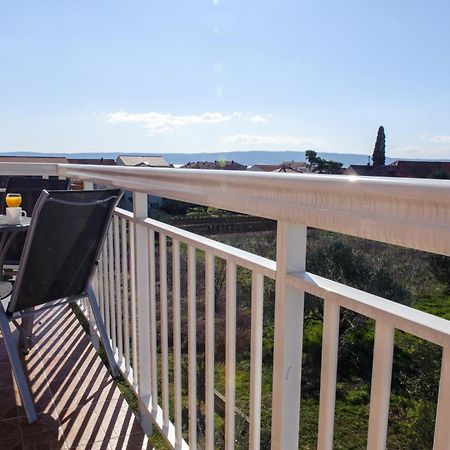 Apartman Sunny Vacay Kaštela Екстериор снимка