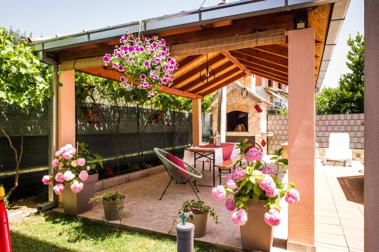 Apartman Sunny Vacay Kaštela Екстериор снимка