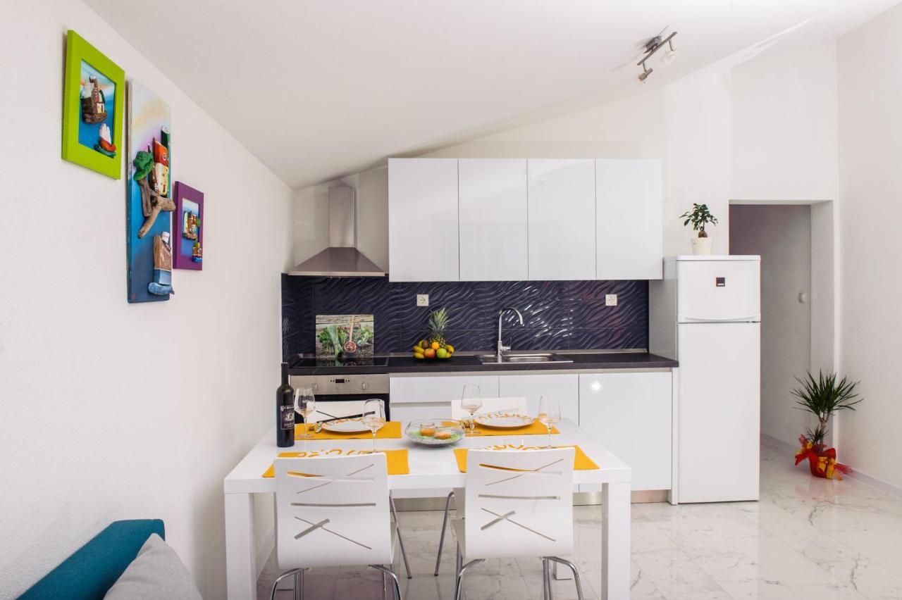 Apartman Sunny Vacay Kaštela Екстериор снимка