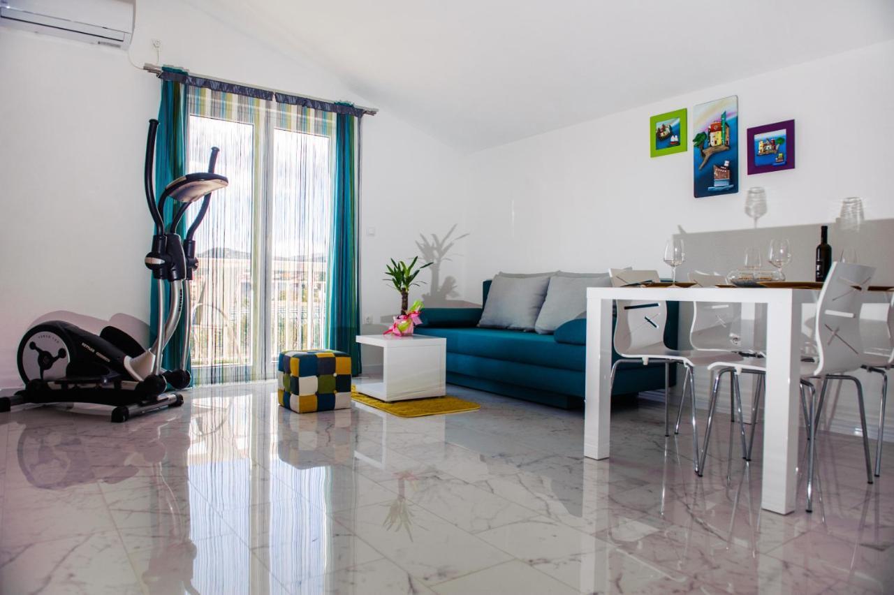 Apartman Sunny Vacay Kaštela Екстериор снимка