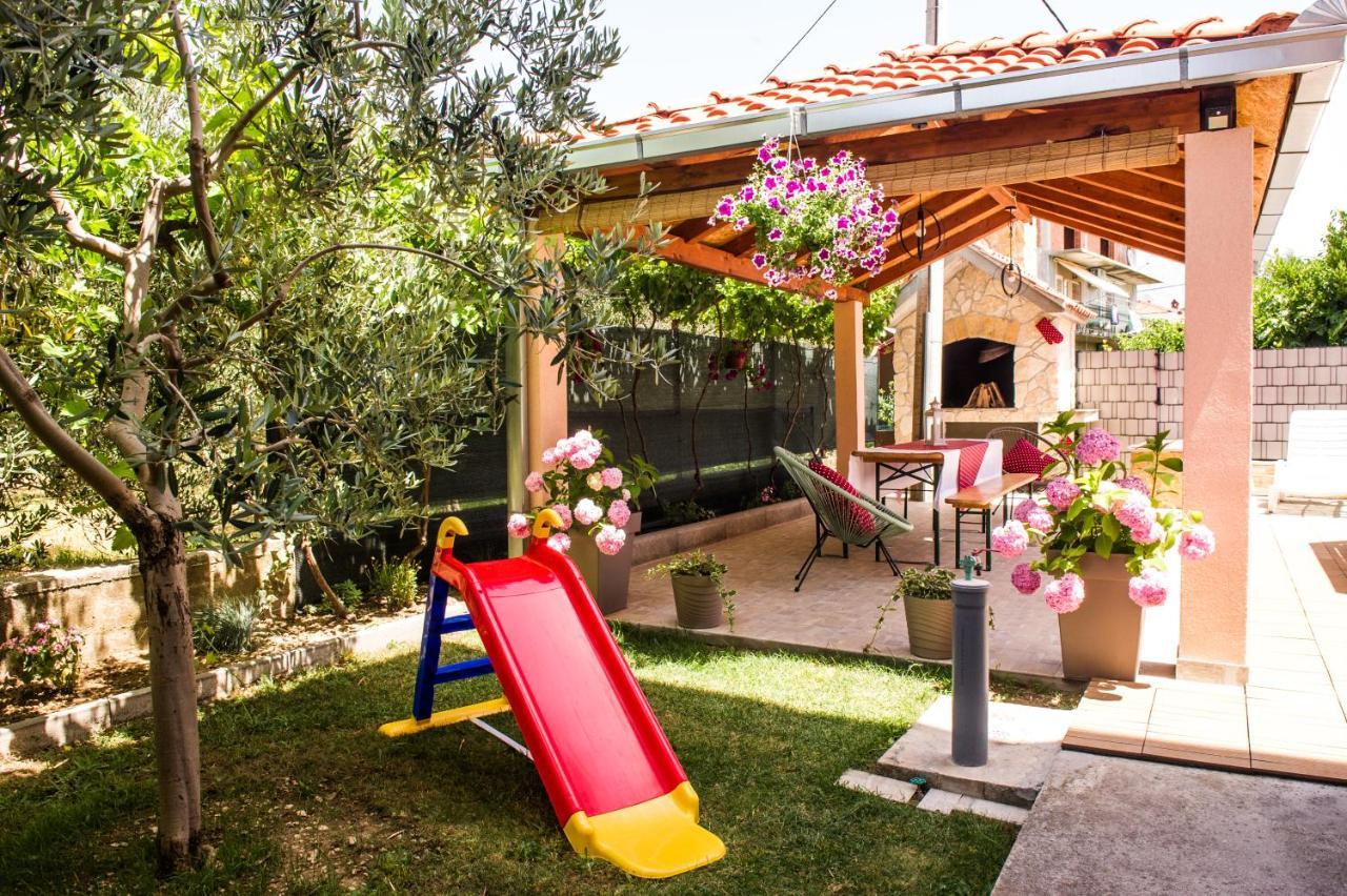 Apartman Sunny Vacay Kaštela Екстериор снимка